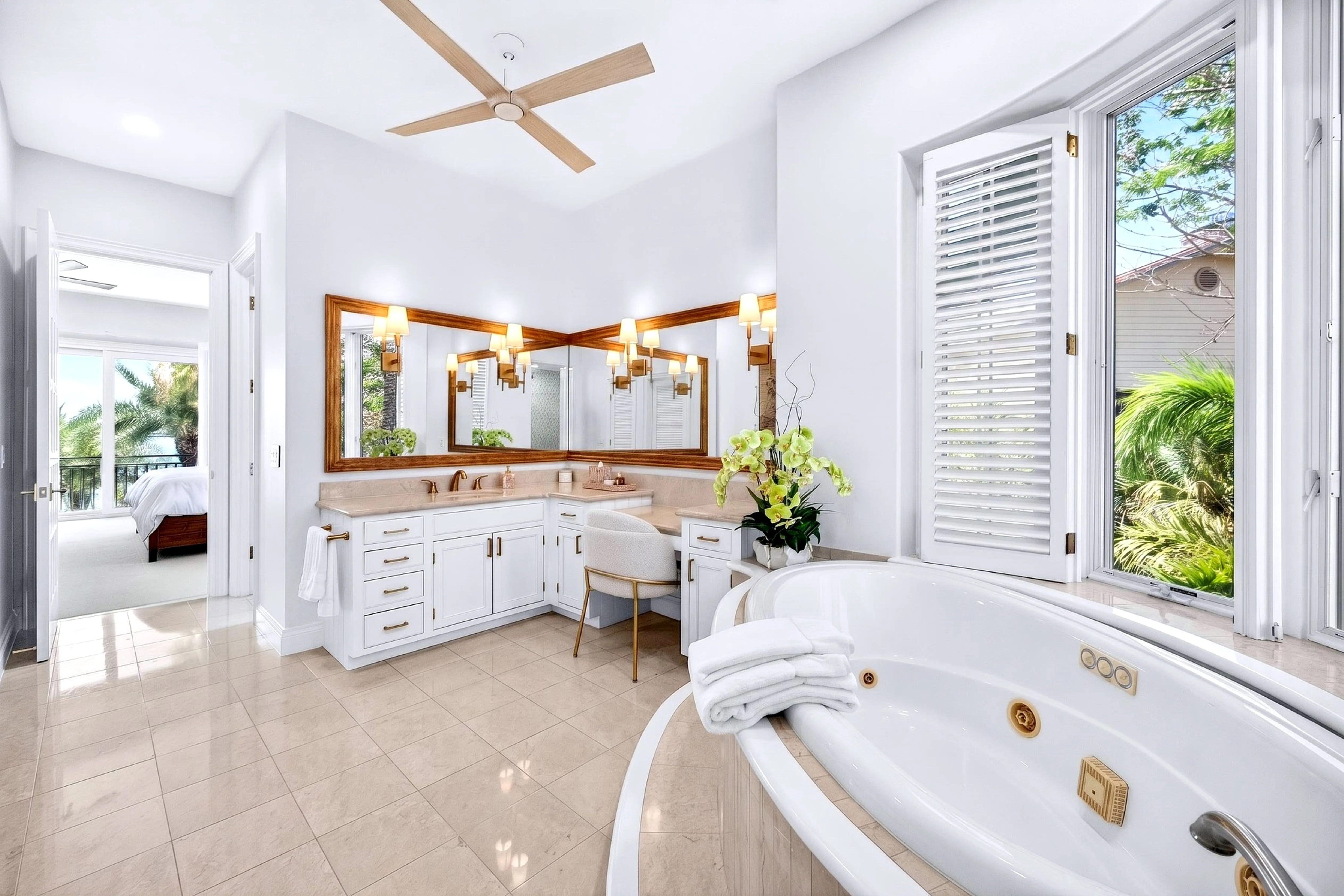 Primary bath with whirlpool tub and double vanity